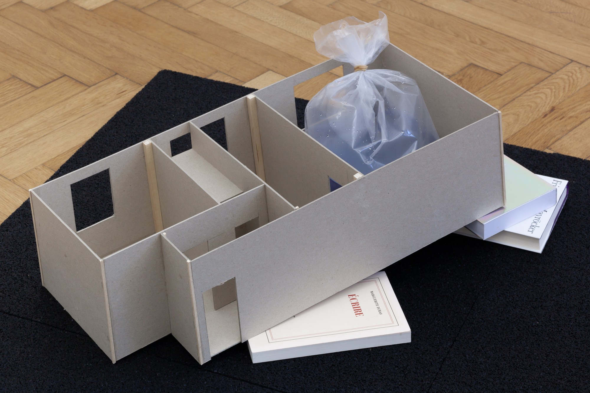 Miriam Stoney, Between Dwelling, 2022